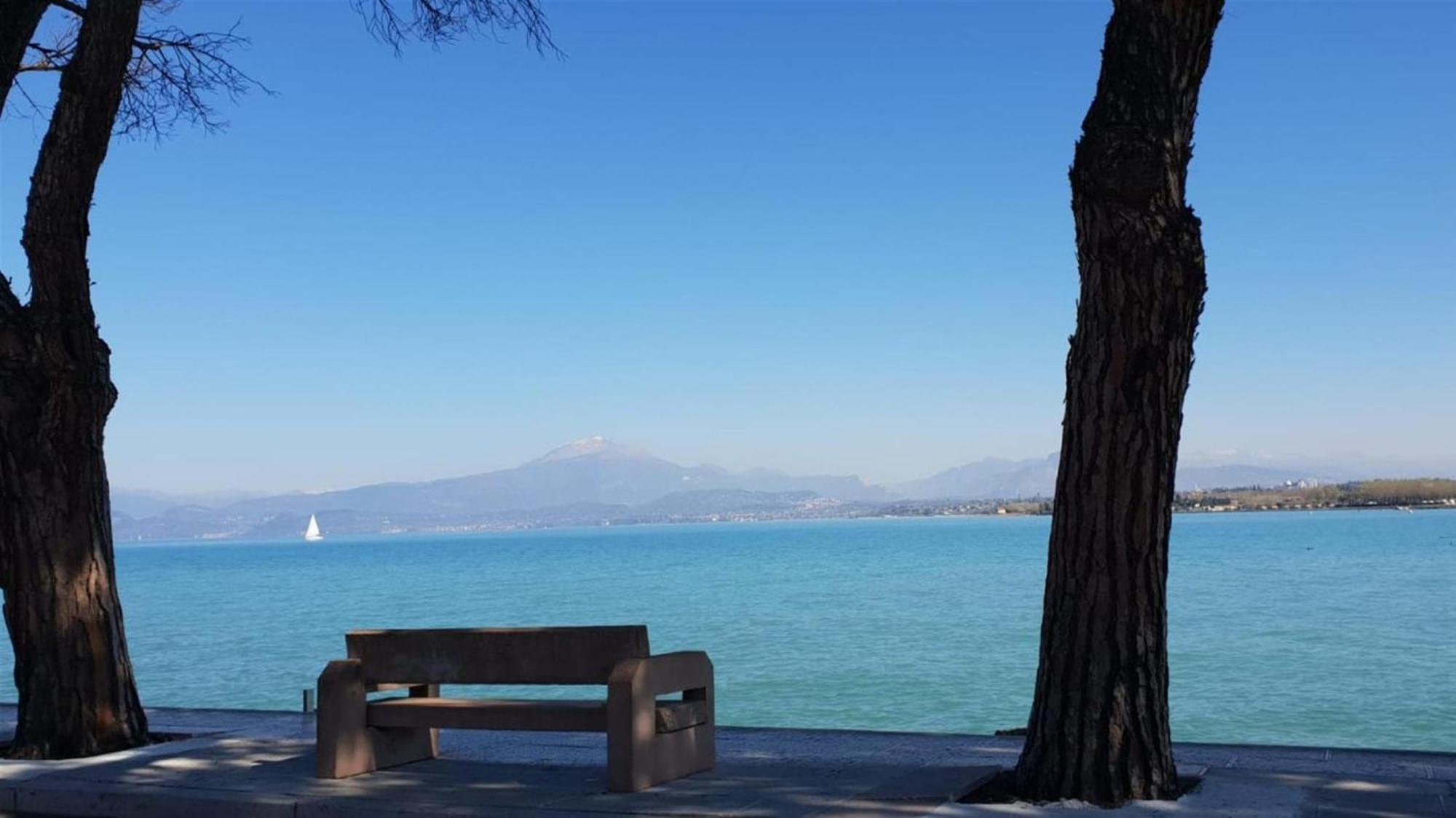 Appartamento Peschiera Peschiera del Garda Luaran gambar